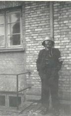 Librarian Vibeke Ammundsen as fire guard 1943